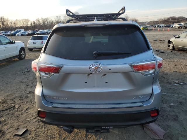 Photo 6 from auction – 2016 TOYOTA HIGHLANDER with VIN 5TDJKRFH2GS295321