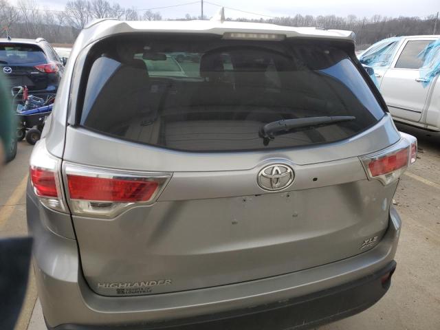 Photo 6 from auction – 2015 TOYOTA HIGHLANDER with VIN 5TDJKRFH9FS091775