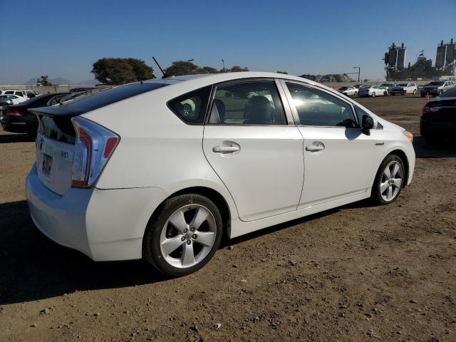 Photo 3 from auction – 2013 TOYOTA PRIUS with VIN JTDKN3DU4D5665081