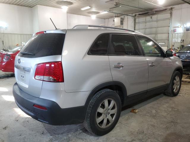 Photo 3 from auction – 2013 KIA SORENTO LX with VIN 5XYKTDA27DG391428