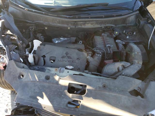 Photo 12 from auction – 2017 MITSUBISHI OUTLANDER with VIN JA4AP3AU7HZ034053