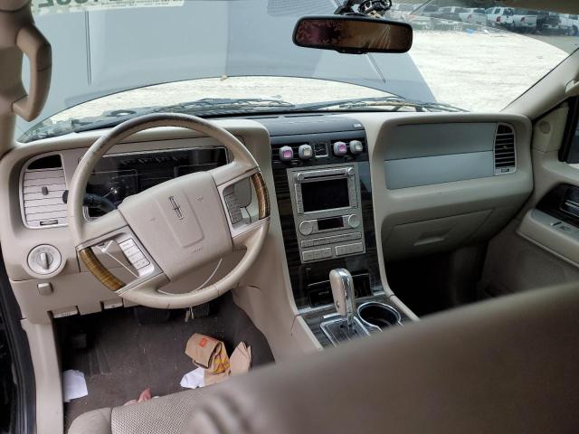 Photo 8 from auction – 2010 LINCOLN NAVIGATOR with VIN 5LMJJ2H5XAEJ01072