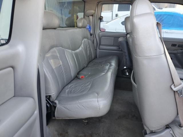 Photo 10 from auction – 2001 GMC NEW SIERRA with VIN 2GTEC19T911229217