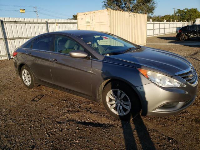Photo 4 from auction – 2011 HYUNDAI SONATA GLS with VIN 5NPEB4AC6BH279301