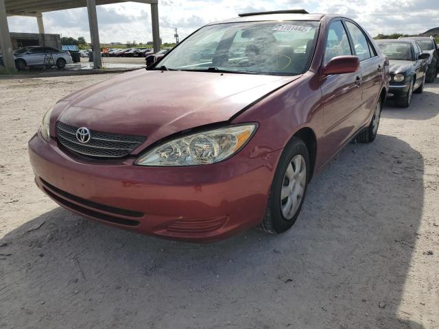 TOYOTA CAMRY LE 2002 with VIN 4T1BE32K92U566904 - Photo from auction