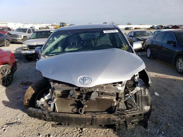Photo 5 from auction – 2015 TOYOTA SIENNA LE with VIN 5TDKK3DC2FS579703
