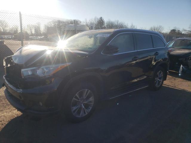TOYOTA HIGHLANDER 2015 with VIN 5TDJKRFH6FS147073 - Photo from auction