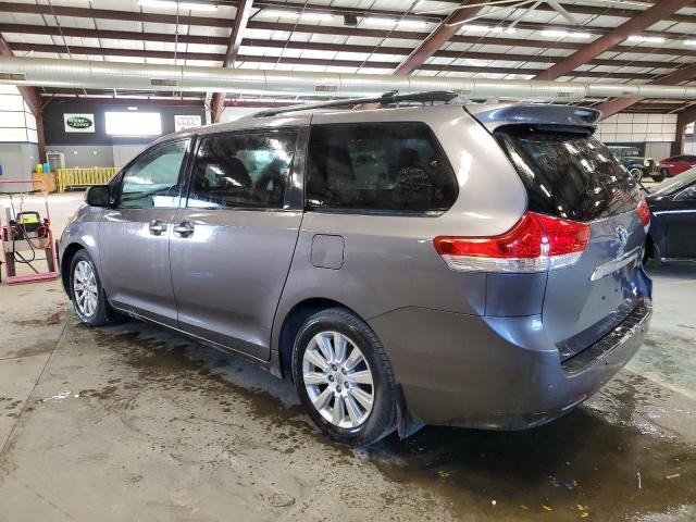 Photo 2 from auction – 2011 TOYOTA SIENNA XLE with VIN 5TDDK3DC1BS005113