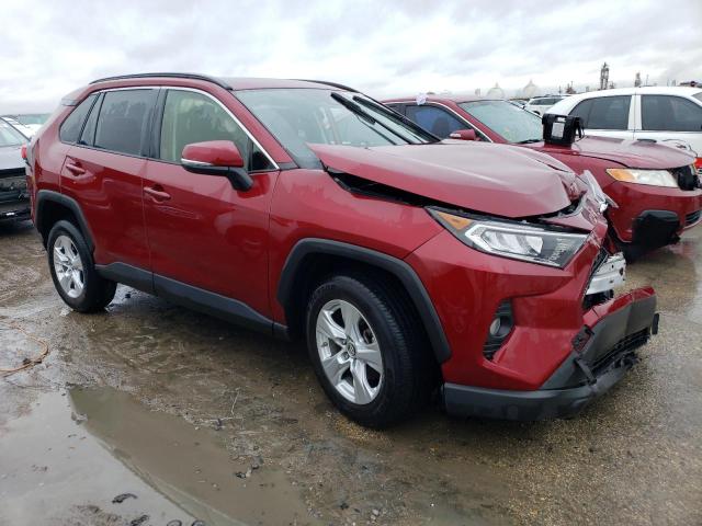 Photo 4 from auction – 2019 TOYOTA RAV4 XLE with VIN JTMW1RFV5KD028631
