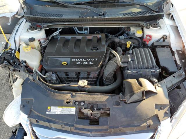 Photo 11 from auction – 2011 CHRYSLER 200 LX with VIN 1C3BC4FB1BN560393