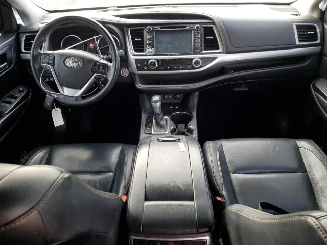 Photo 8 from auction – 2018 TOYOTA HIGHLANDER with VIN 5TDKZRFH3JS273304