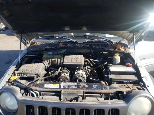 Photo 11 from auction – 2005 JEEP LIBERTY with VIN 1J8GL48K63W679821