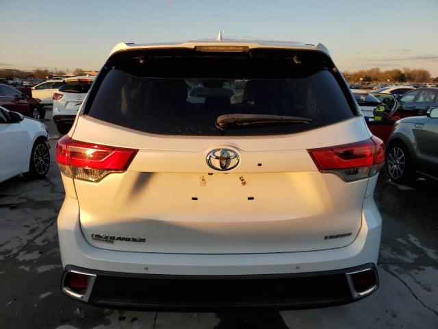 Photo 6 from auction – 2017 TOYOTA HIGHLANDER with VIN 5TDYZRFH3HS210496