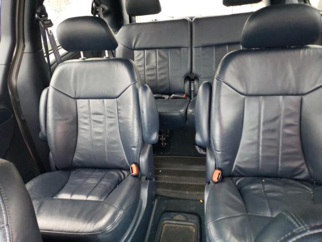 Photo 10 from auction – 2002 CHRYSLER TOWN & COU with VIN 2C4GP54L02R524964