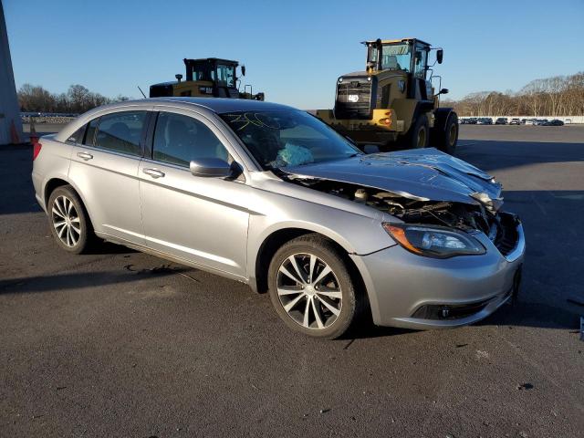 Photo 4 from auction – 2013 CHRYSLER 200 TOURIN with VIN 1C3CCBBB3DN539899