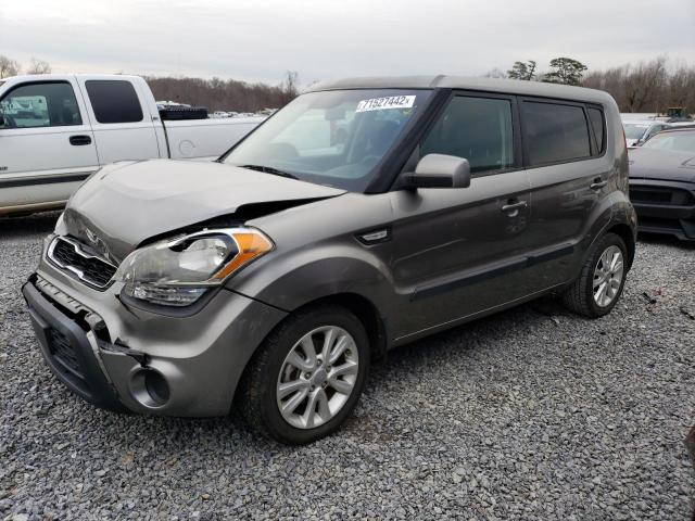 KIA SOUL 2013 with VIN KNDJT2A5XD7635113 - Photo from auction