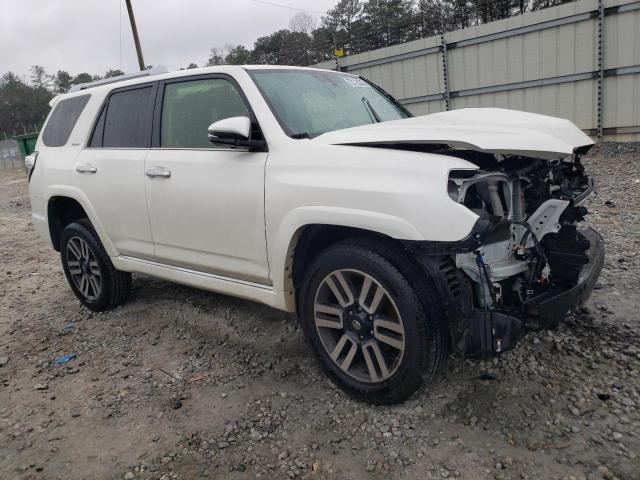 Photo 4 from auction – 2017 TOYOTA 4RUNNER SR with VIN JTEBU5JR8H5464302