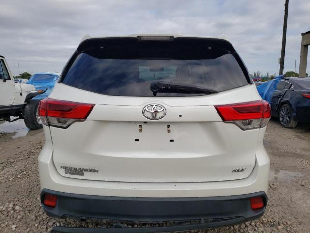 Photo 6 from auction – 2017 TOYOTA HIGHLANDER with VIN 5TDKZRFH5HS524639