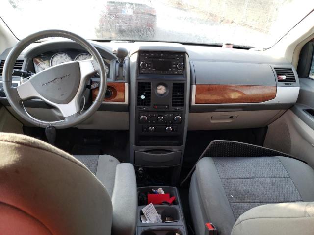 Photo 8 from auction – 2008 CHRYSLER TOWN & COU with VIN 2A8HR54PX8R611595