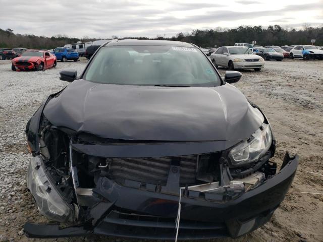 Photo 5 from auction – 2018 HONDA CIVIC EX with VIN 19XFC2F89JE032352