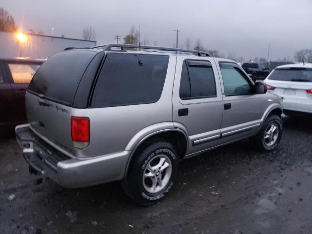 Photo 3 from auction – 2001 CHEVROLET BLAZER with VIN 1GNDT13W712116436