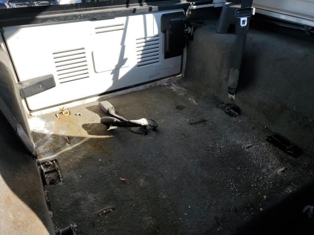Photo 10 from auction – 2004 JEEP WRANGLER X with VIN 1J4FA39S14P737518