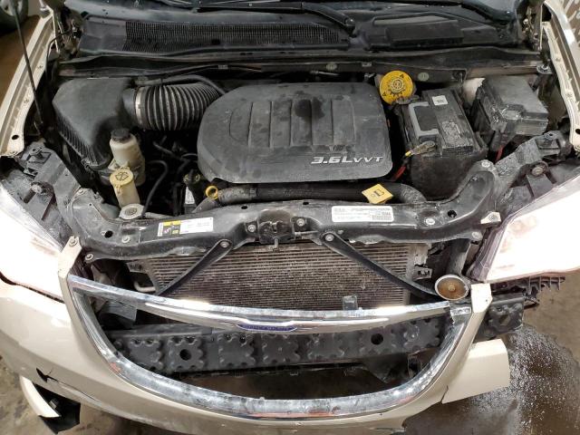 Photo 12 from auction – 2016 CHRYSLER TOWN & COU with VIN 2C4RC1BG4GR194398