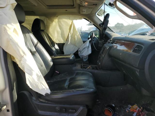 Photo 7 from auction – 2008 CHEVROLET SUBURBAN K with VIN 1GNFK16348R238573