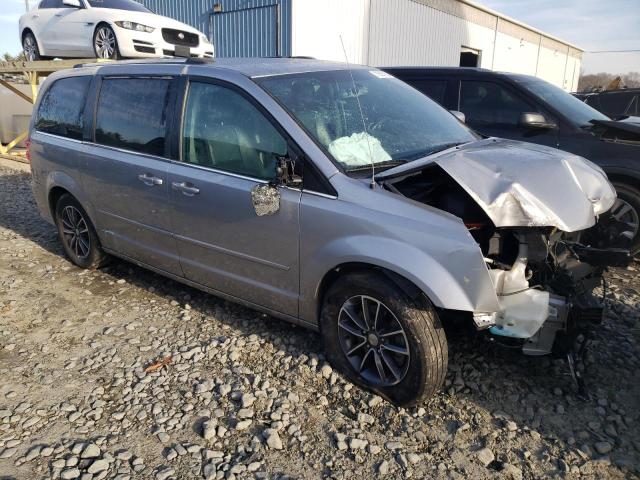 Photo 4 from auction – 2017 DODGE GRAND CARA with VIN 2C4RDGCG0HR869180