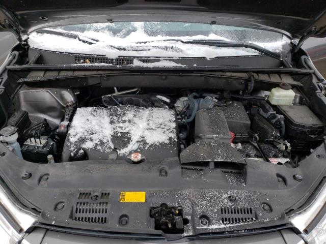 Photo 12 from auction – 2018 TOYOTA HIGHLANDER with VIN 5TDJZRFHXJS538134