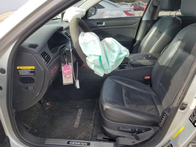 Photo 7 from auction – 2011 HYUNDAI GENESIS 4. with VIN KMHGC4DF4BU127613