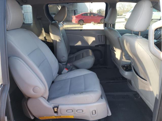Photo 11 from auction – 2016 TOYOTA SIENNA XLE with VIN 5TDYK3DC3GS757422