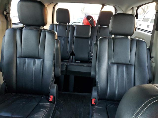 Photo 10 from auction – 2016 CHRYSLER TOWN & COU with VIN 2C4RC1BG3GR292659