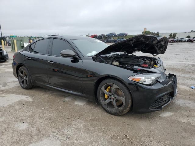 Photo 4 from auction – 2017 ALFA ROMEO GIULIA with VIN ZARFAEBN2H7553710