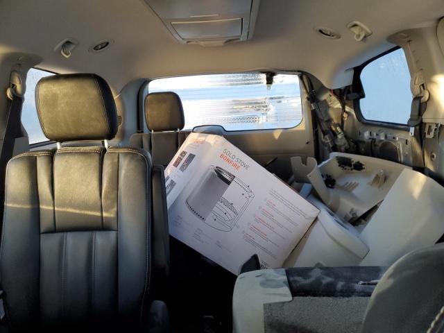 Photo 10 from auction – 2014 CHRYSLER TOWN & COU with VIN 2C4RC1BG3ER440077