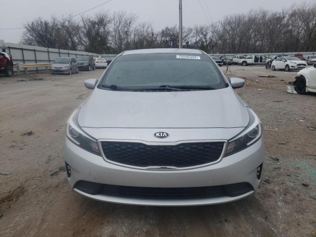 Photo 5 from auction – 2018 KIA FORTE LX with VIN 3KPFK4A72JE189461