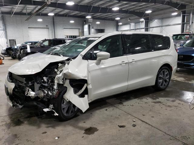 CHRYSLER PACIFICA T 2019 with VIN 2C4RC1FG1KR666799 - Photo from auction