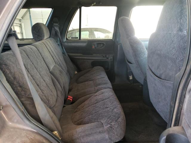 Photo 11 from auction – 1998 GMC JIMMY with VIN 1GKDT13W2W2517381