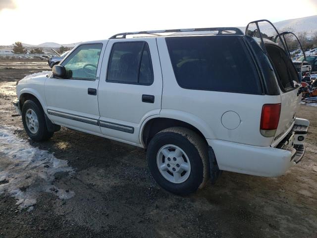 Photo 2 from auction – 2000 CHEVROLET BLAZER with VIN 1GNDT13W2Y2282972