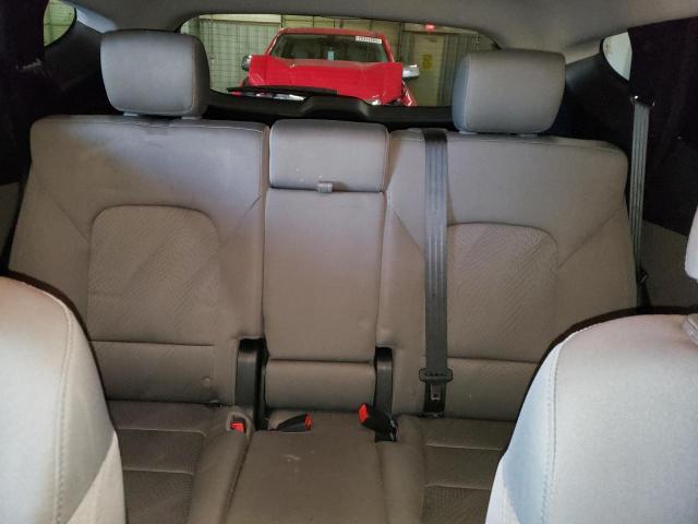 Photo 10 from auction – 2018 HYUNDAI SANTA FE S with VIN 5NMZU3LB5JH094677