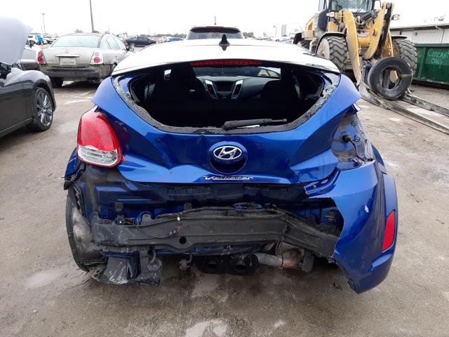 Photo 6 from auction – 2017 HYUNDAI VELOSTER with VIN KMHTC6AD7HU322577