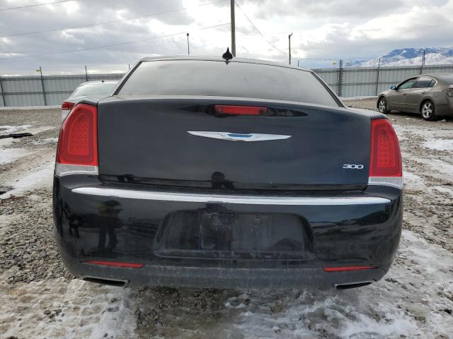 Photo 6 from auction – 2017 CHRYSLER 300 LIMITE with VIN 2C3CCAAG4HH653478