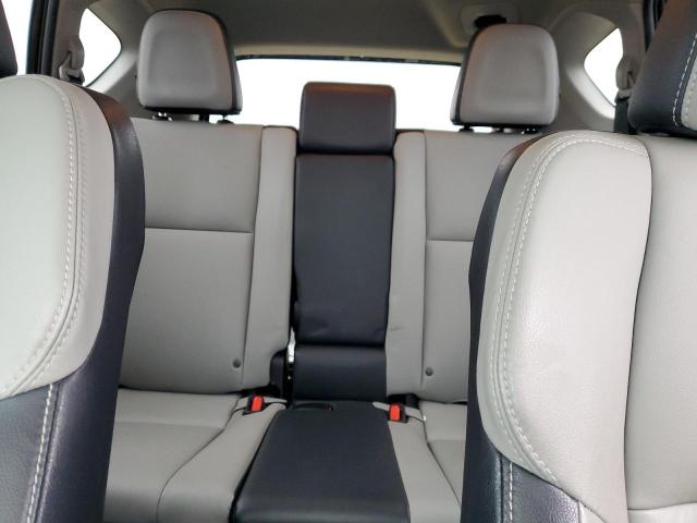 Photo 10 from auction – 2016 TOYOTA RAV4 LIMIT with VIN 2T3DFREVXGW422842