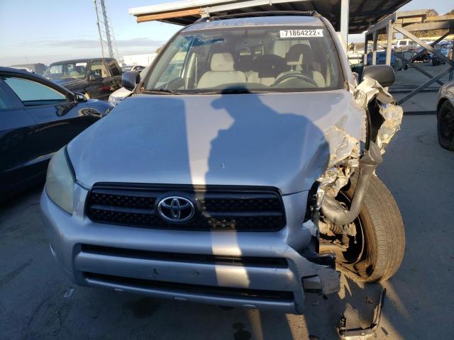 Photo 5 from auction – 2006 TOYOTA RAV4 with VIN JTMZD33V466020794
