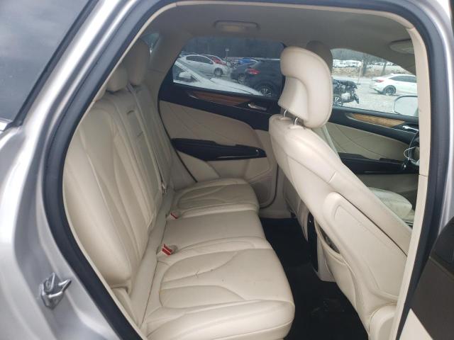 Photo 11 from auction – 2016 LINCOLN MKC SELECT with VIN 5LMCJ2D94GUJ11550
