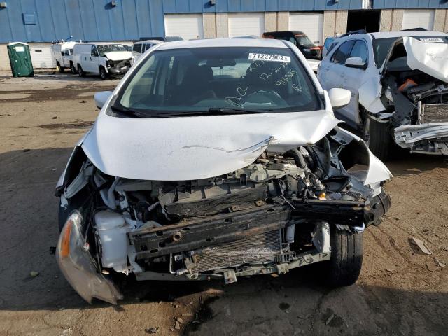 Photo 5 from auction – 2015 NISSAN VERSA NOTE with VIN 3N1CE2CP0FL416325