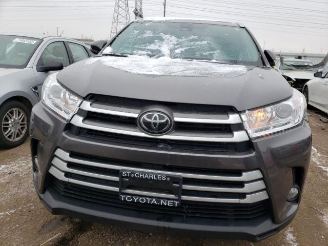 Photo 5 from auction – 2018 TOYOTA HIGHLANDER with VIN 5TDJZRFHXJS538134