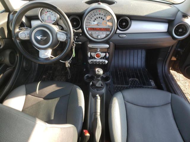 Photo 8 from auction – 2010 MINI COOPER CLU with VIN WMWML3C57ATX51613
