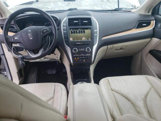 Photo 8 from auction – 2016 LINCOLN MKC SELECT with VIN 5LMCJ2D94GUJ11550