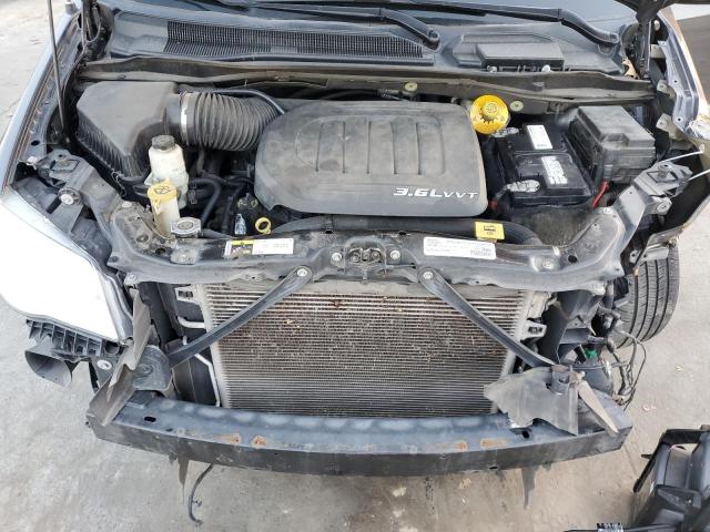 Photo 12 from auction – 2016 CHRYSLER TOWN & COU with VIN 2C4RC1BG3GR292659
